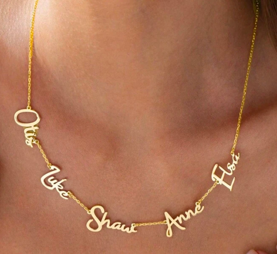 Cutomize Name Necklace