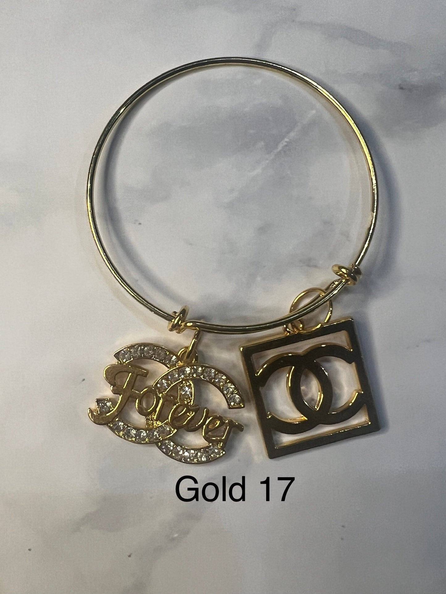 Gold Designer Inspired Bracelet-Write selection in the name box please.