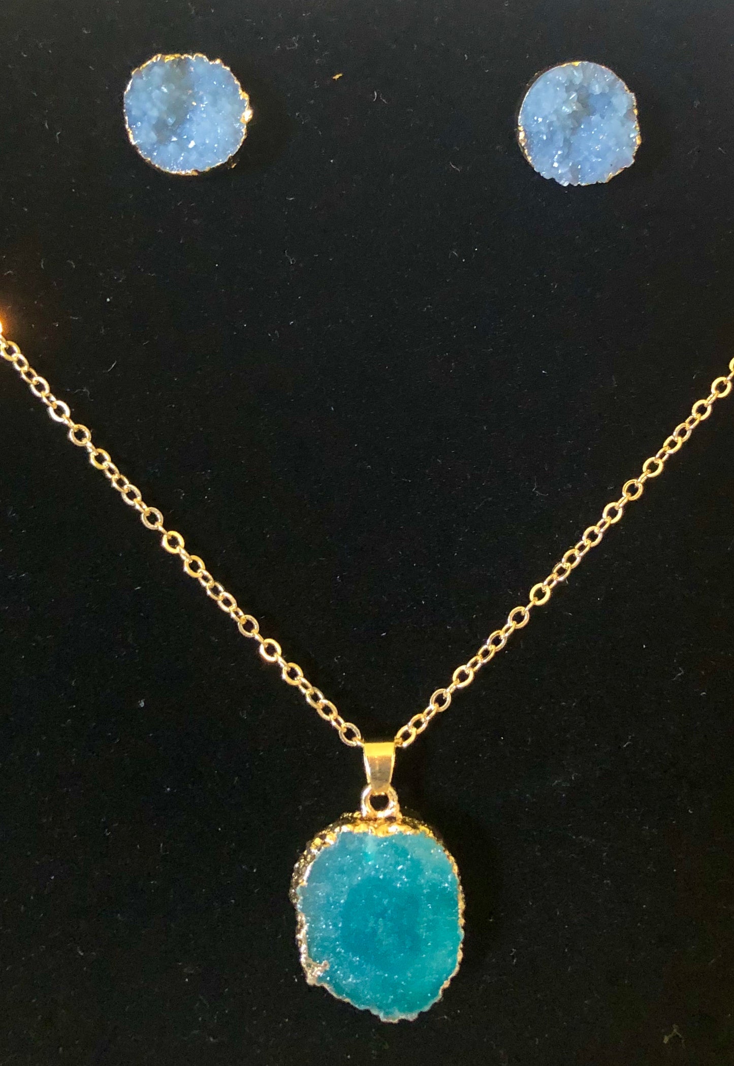 Druzy Stone Turquoise Bluish iridescent Set