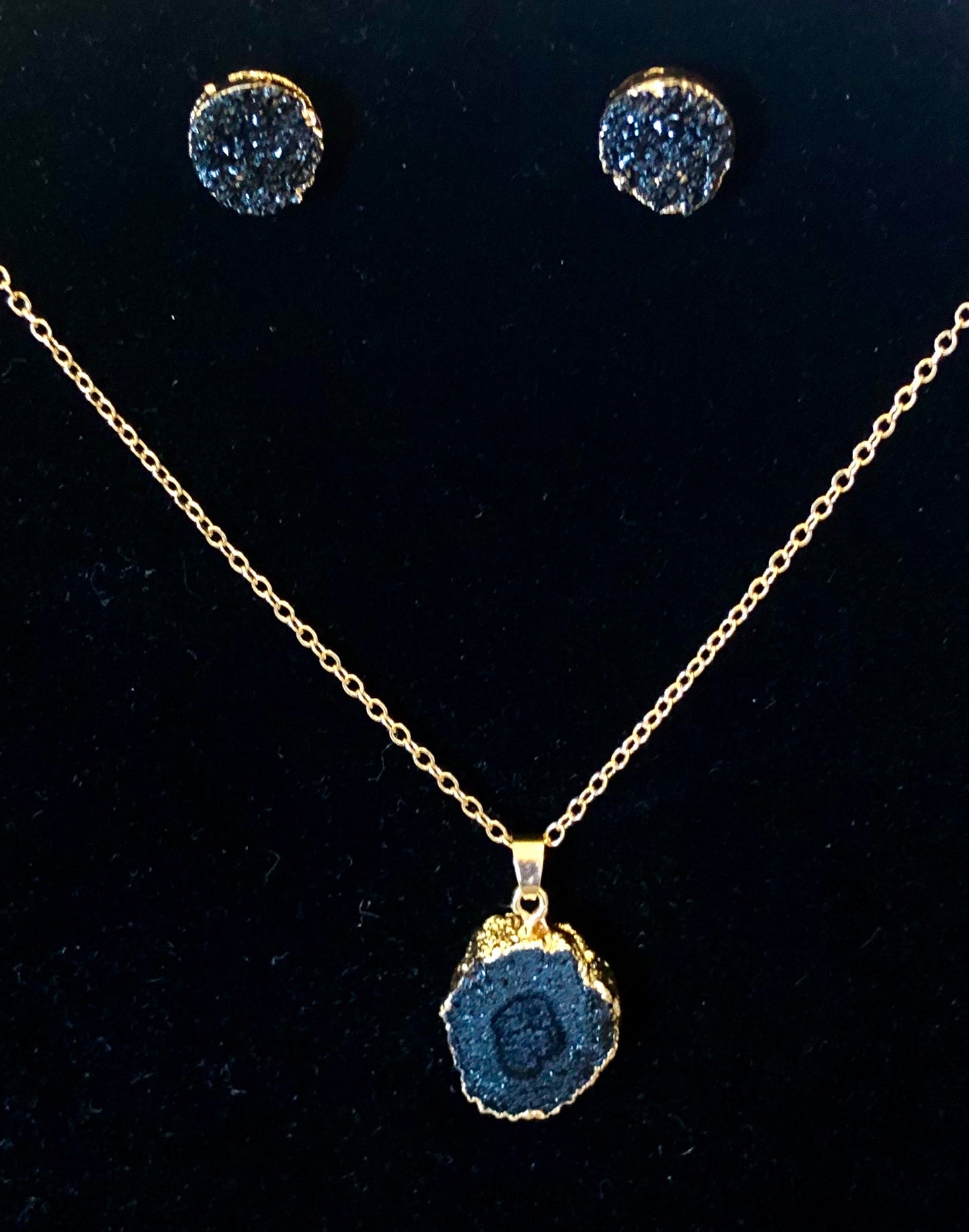 Druzy Stone Black iridescent Set