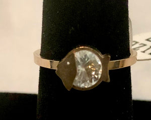 Fashion Diamond Fish Ring