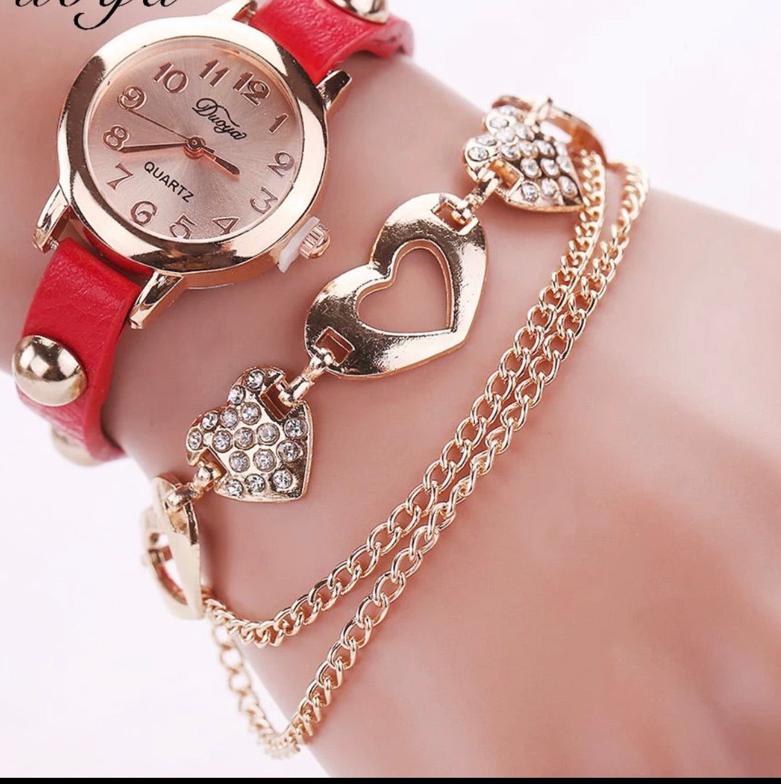 Crystal Round Luxury Watch with Double Heart Gold Bracelet