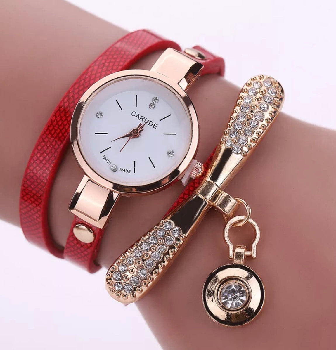 Crystal Round Dial Luxury Wrist Watch Dress Gold Ladies Casual Bracelet