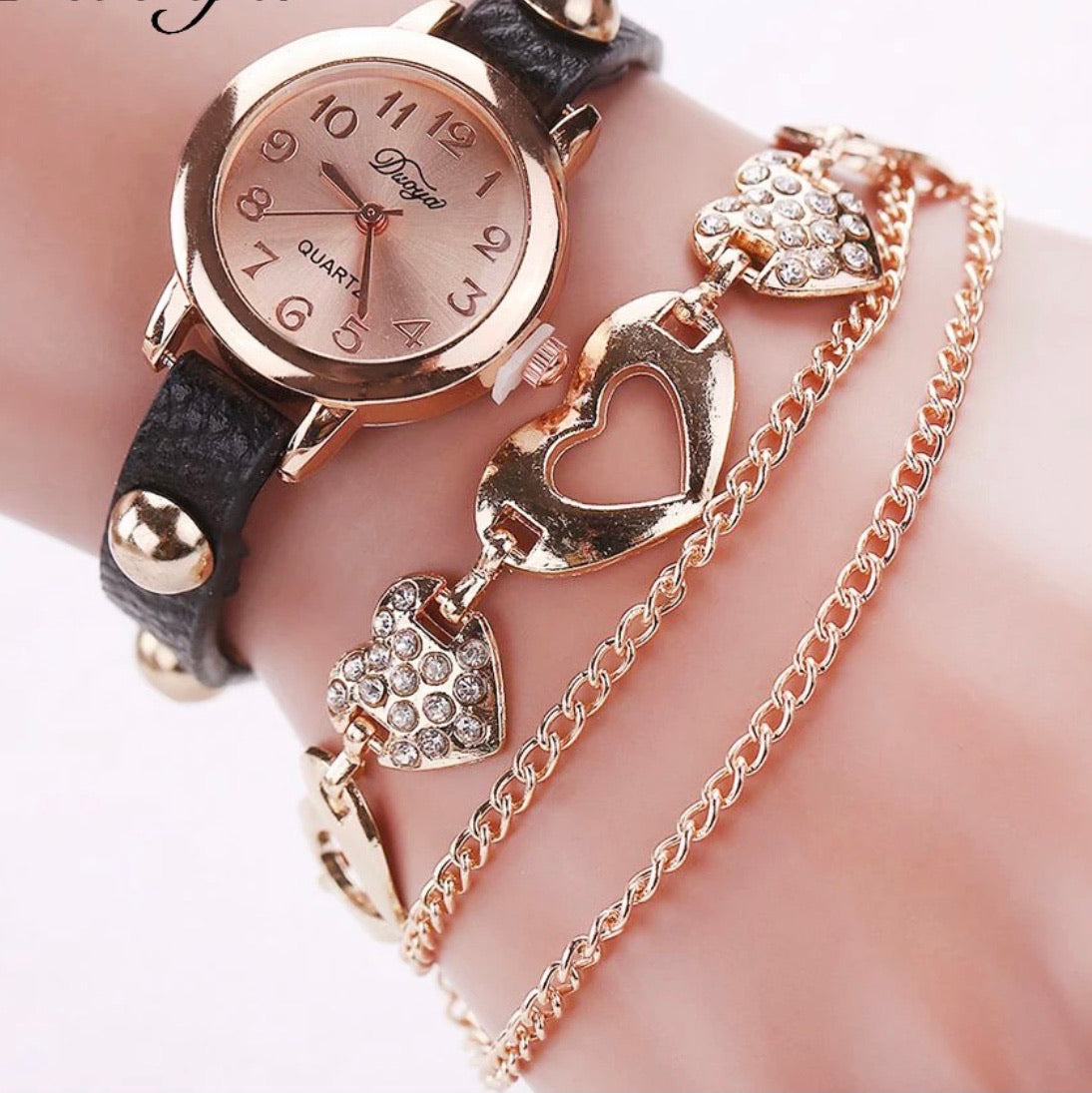 Crystal Round Luxury Watch with Double Heart Gold Bracelet