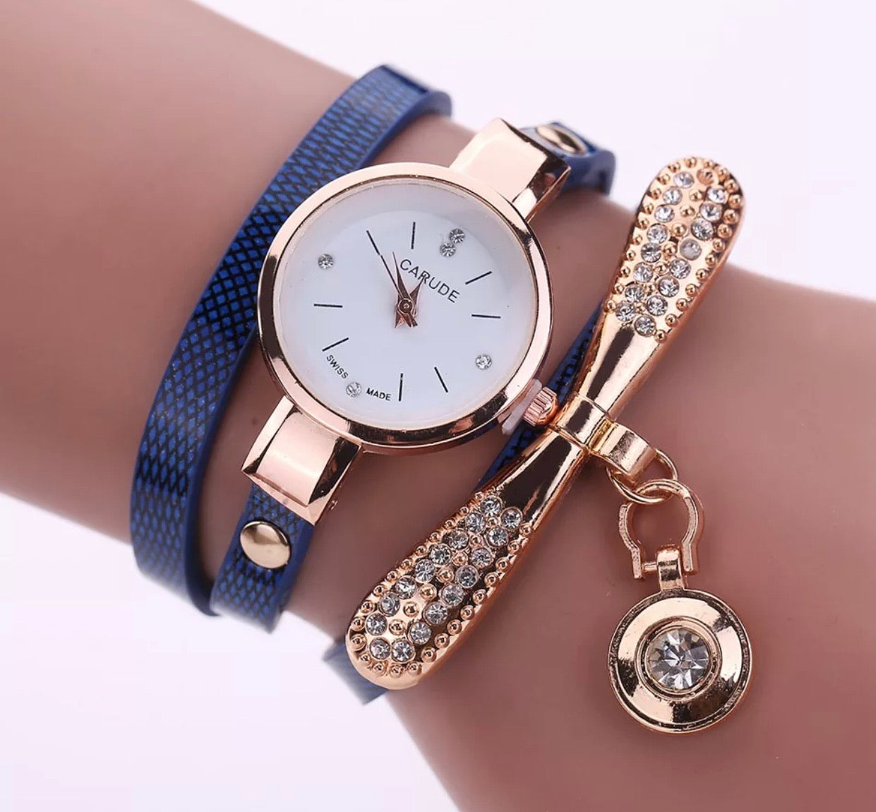 Crystal Round Dial Luxury Wrist Watch Dress Gold Ladies Casual Bracelet